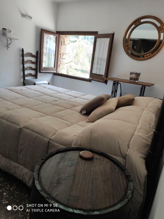 Hostal Moline Bruguera Exterior photo